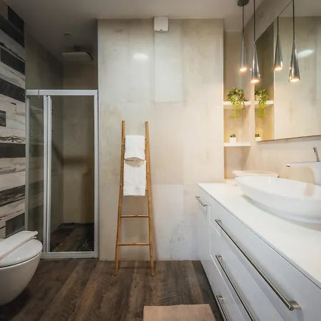 Balanzone's Creative Penthouse Santa Vennera