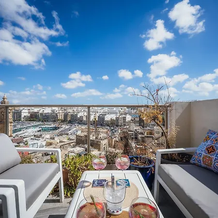 Balanzone's Creative Penthouse